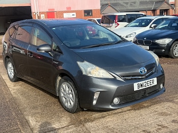 Used Toyota Prius+ 2012 for sale - 75561950: Photo