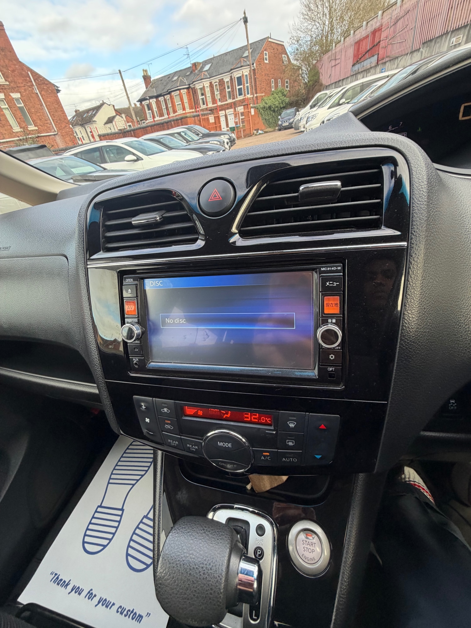 Used Nissan Serena 2015 for sale - 77708381: Photo 10