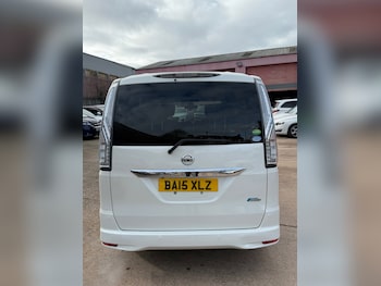 Used Nissan Serena 2015 for sale - 77708381: Photo