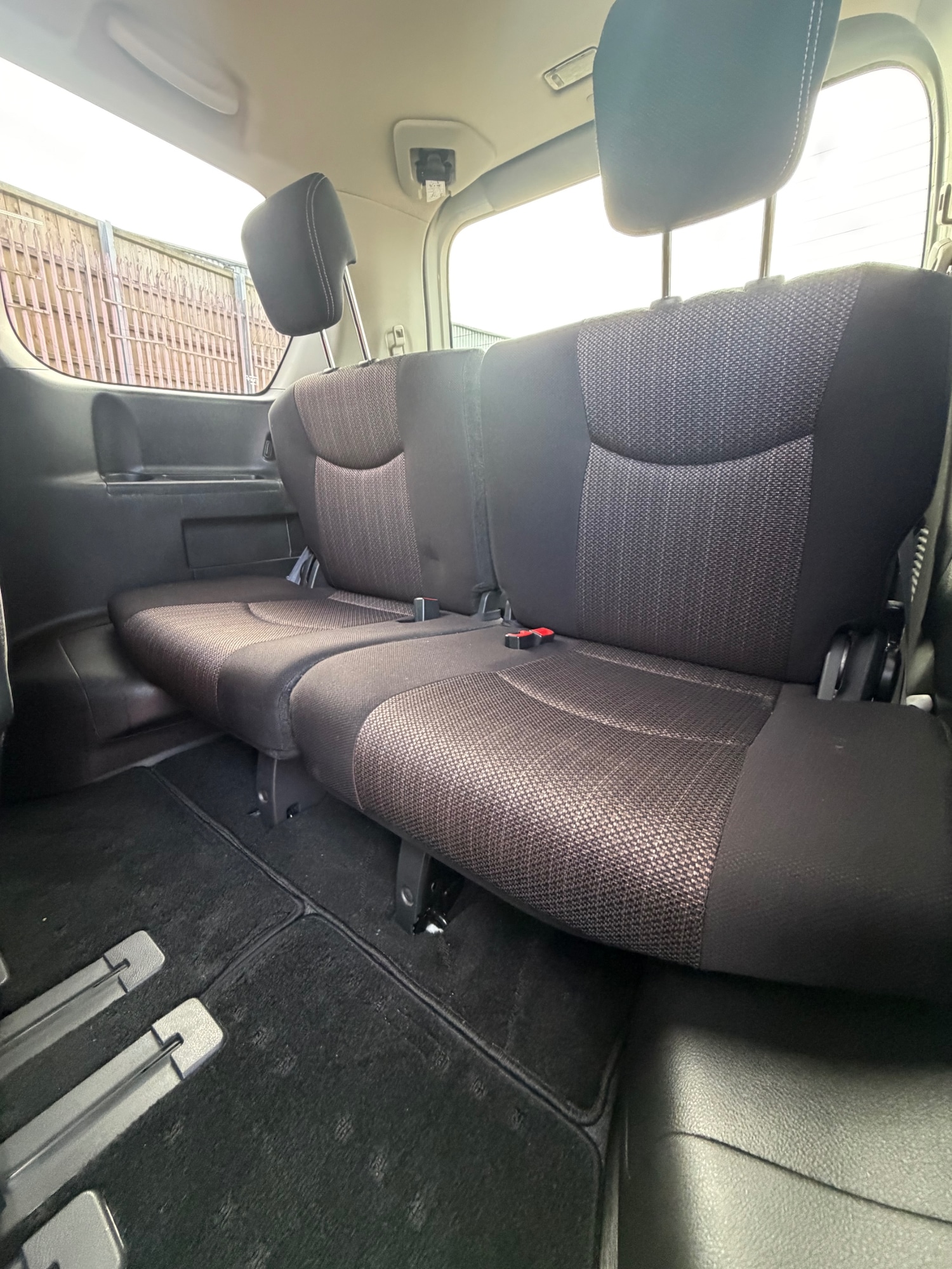 Used Nissan Serena 2015 for sale - 77708381: Photo 9
