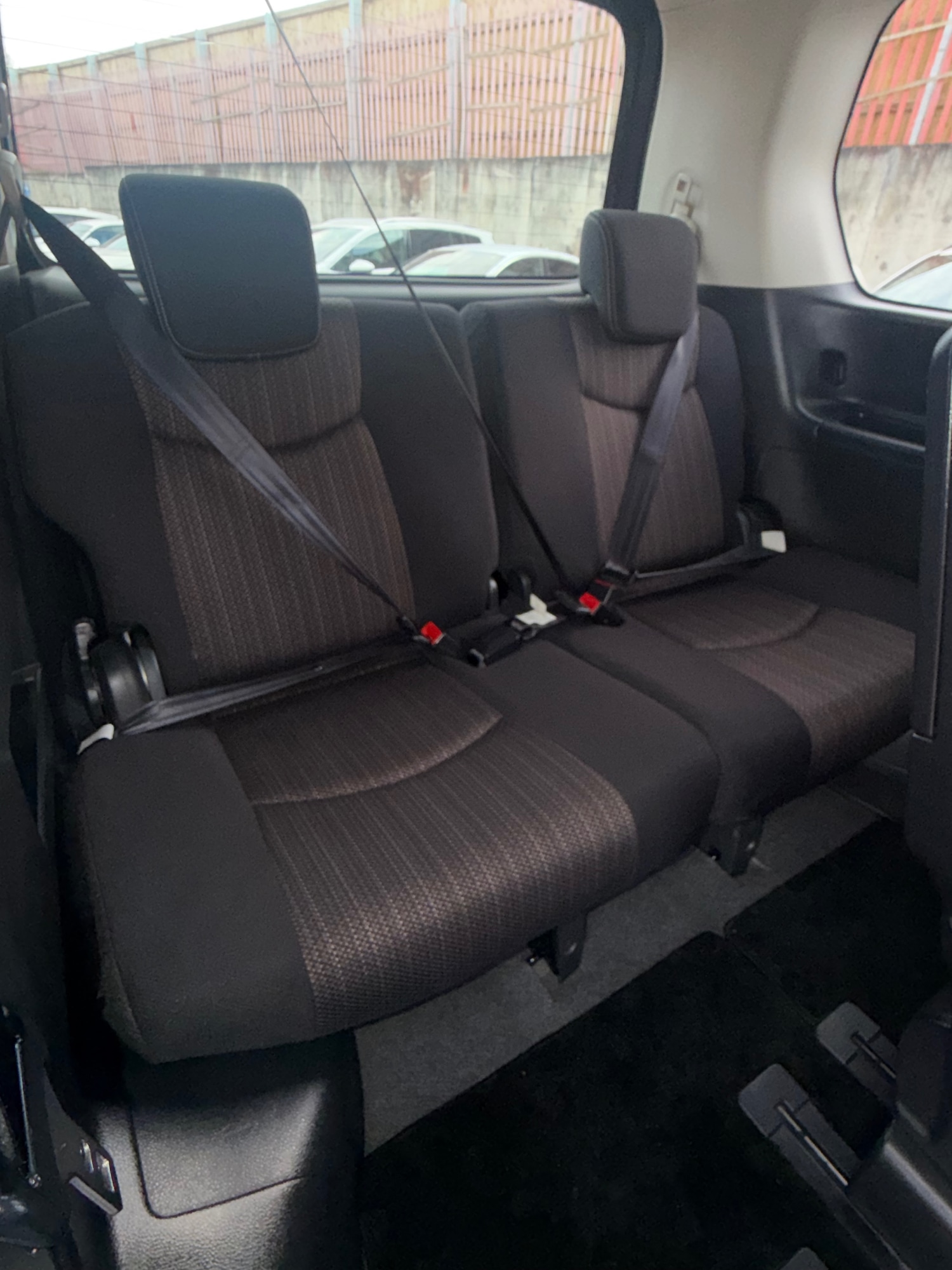 Used Nissan Serena 2016 for sale - 76941114: Photo 9