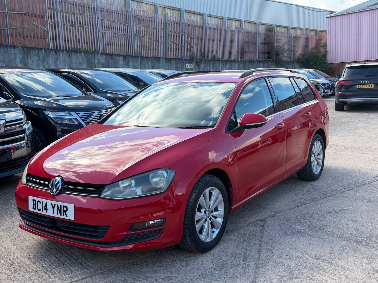 Used Volkswagen Golf 2014 for sale - 78083798: Photo 3