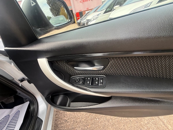 Used BMW 3 Series 2017 for sale - 75668220: Photo 14