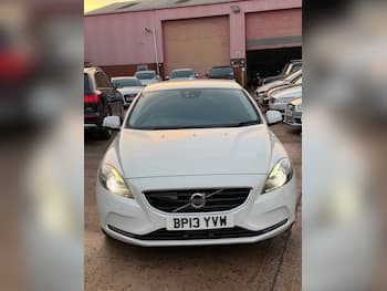 Volvo V40 feature image