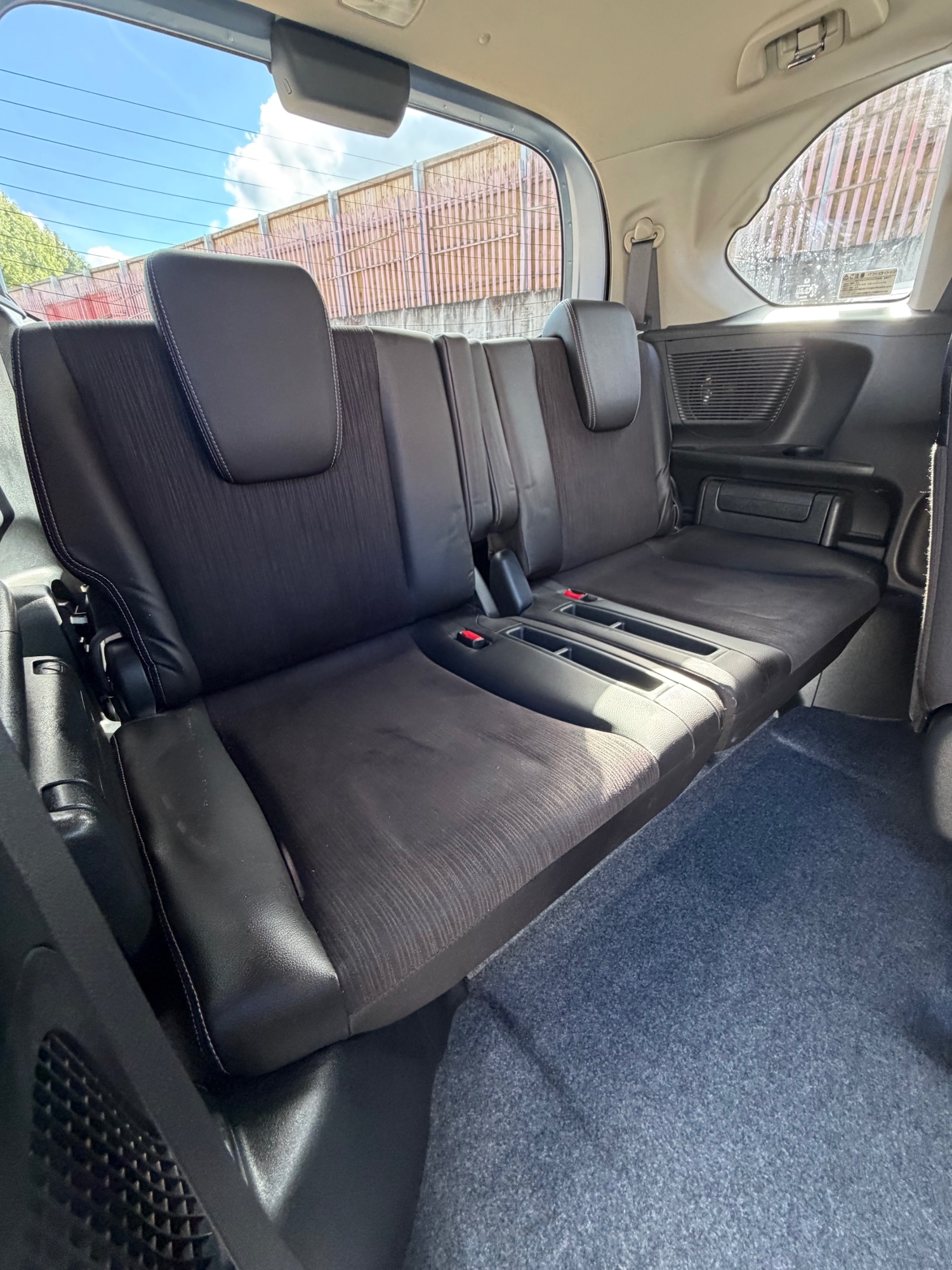 Used Honda Freed 2011 for sale - 76120478: Photo 10