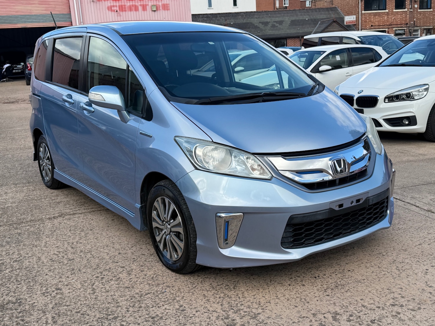 Used Honda Freed 2011 for sale - 76120478: Photo 3