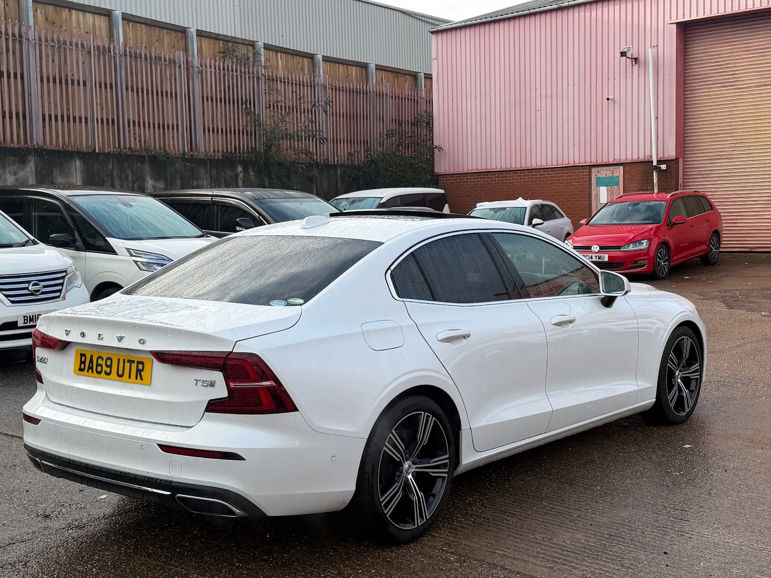 Used Volvo S60 2019 for sale - 76596105: Photo 5