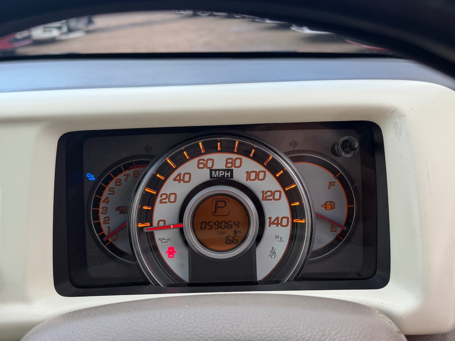 Used Honda Life 2012 for sale - 76466036: Photo 8