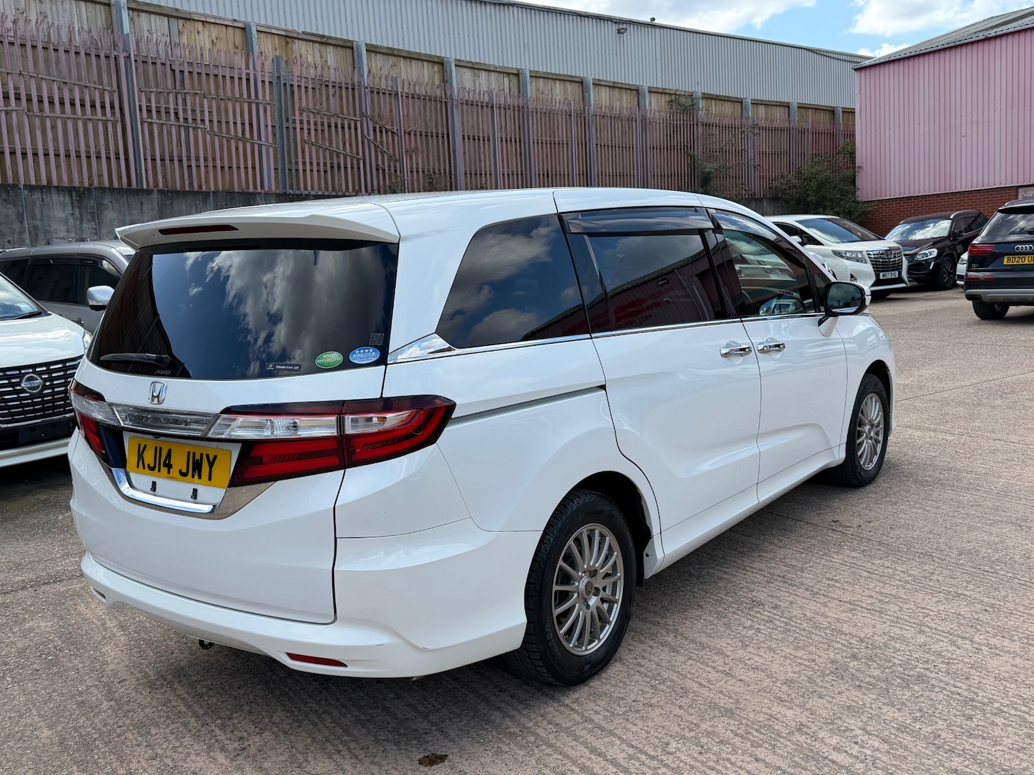 Used Honda Odyssey 2014 for sale - 77890258: Photo 6