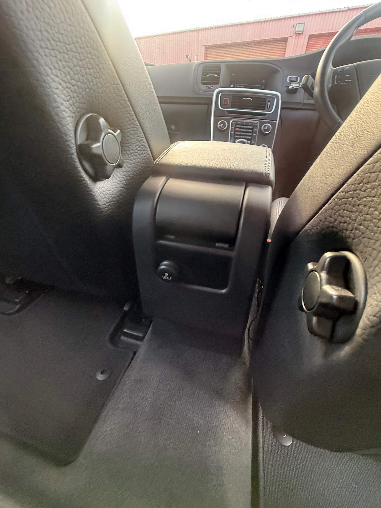Used Volvo V60 2012 for sale - 75866472: Photo 10