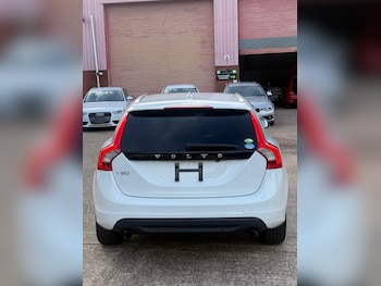 Used Volvo V60 2012 for sale - 75866472: Photo