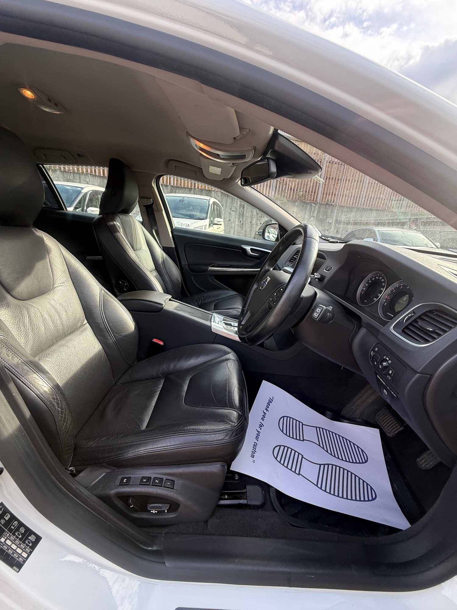 Used Volvo V60 2012 for sale - 75866472: Photo 7
