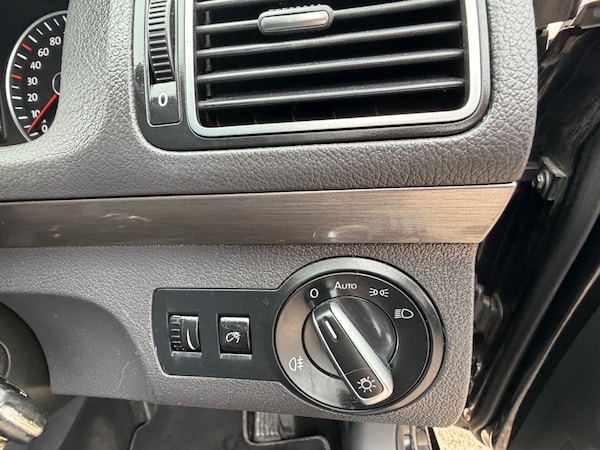 Used Volkswagen Touran 2015 for sale - 76250887: Photo 11
