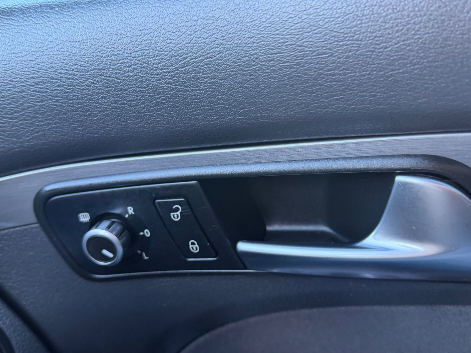 Used Volkswagen Touran 2015 for sale - 76250887: Photo 13