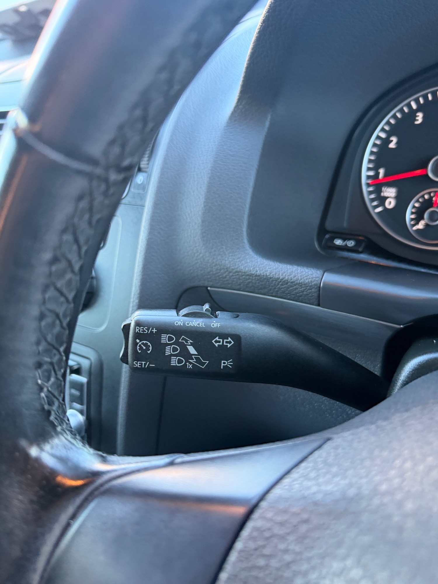 Used Volkswagen Touran 2015 for sale - 76250887: Photo 16