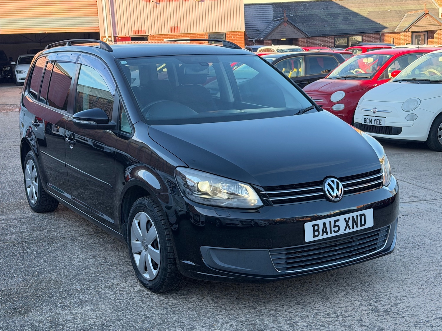 Used Volkswagen Touran 2015 for sale - 76250887: Photo 3