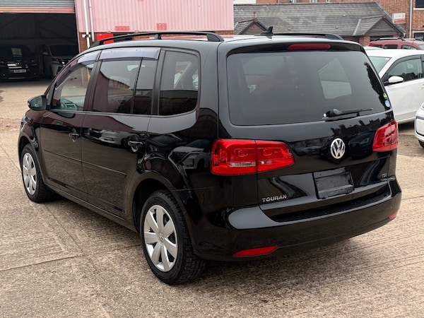 Used Volkswagen Touran 2015 for sale - 76250887: Photo 5