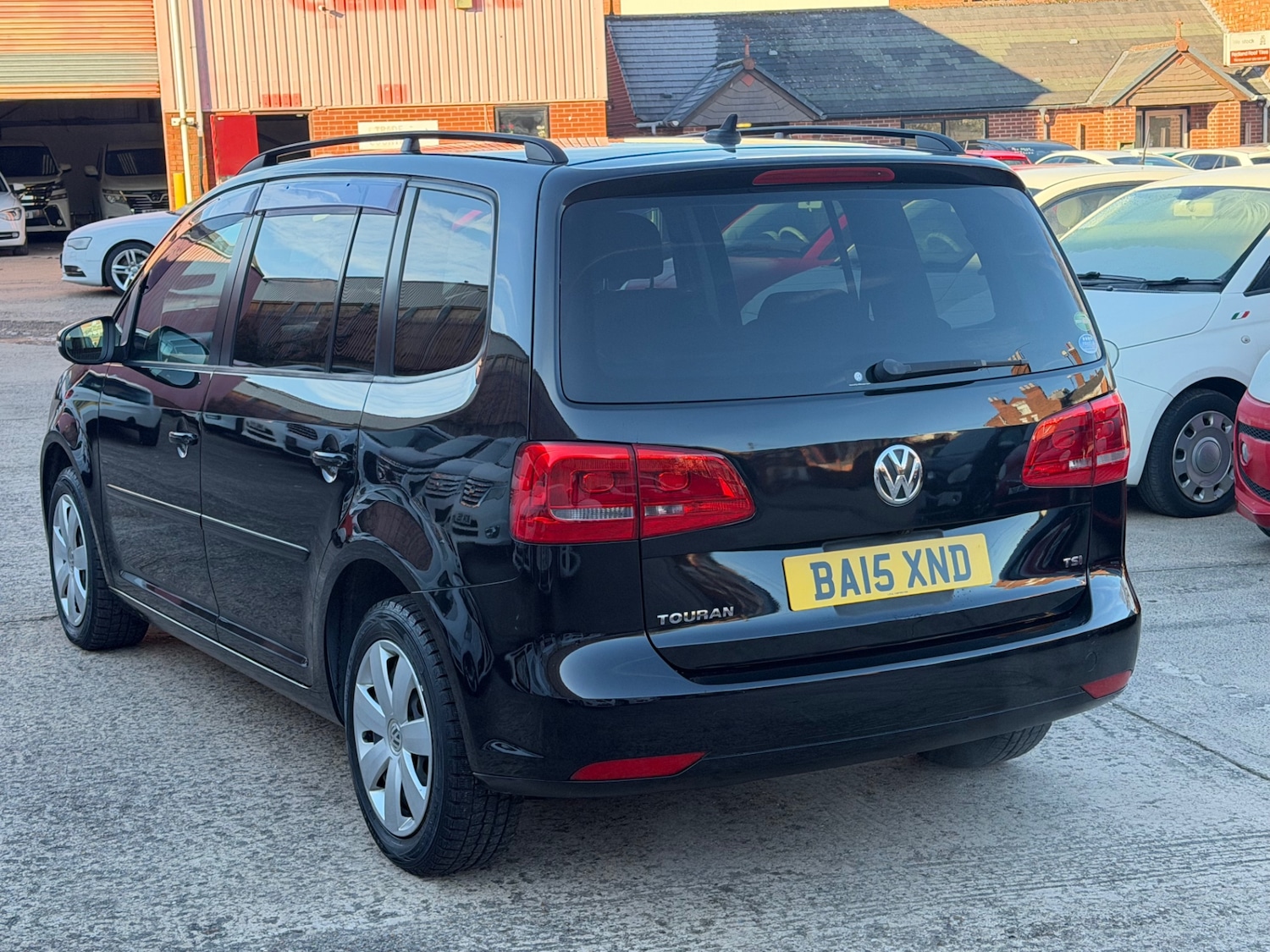 Used Volkswagen Touran 2015 for sale - 76250887: Photo 6
