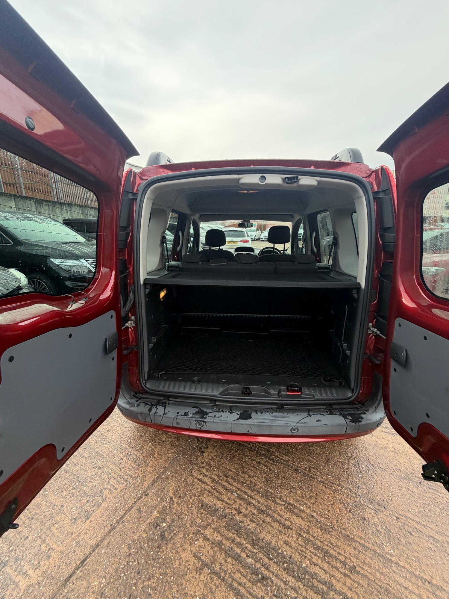 Used Renault Kangoo 2018 for sale - 77201724: Photo 10