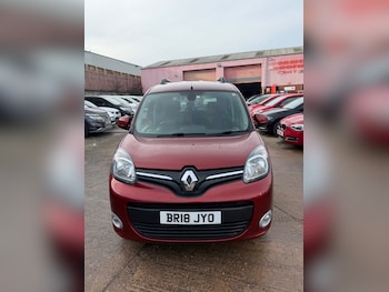 Used Renault Kangoo 2018 for sale - 77201724: Photo