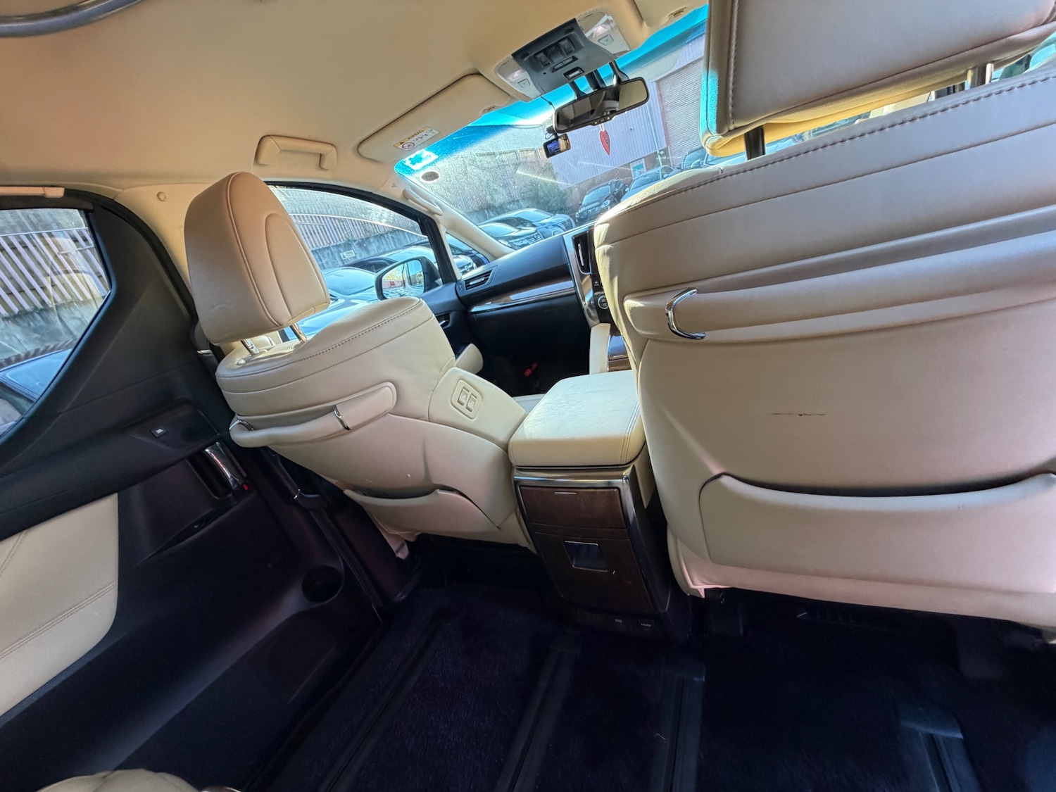 Used Toyota Alphard 2017 for sale - 77721739: Photo 15