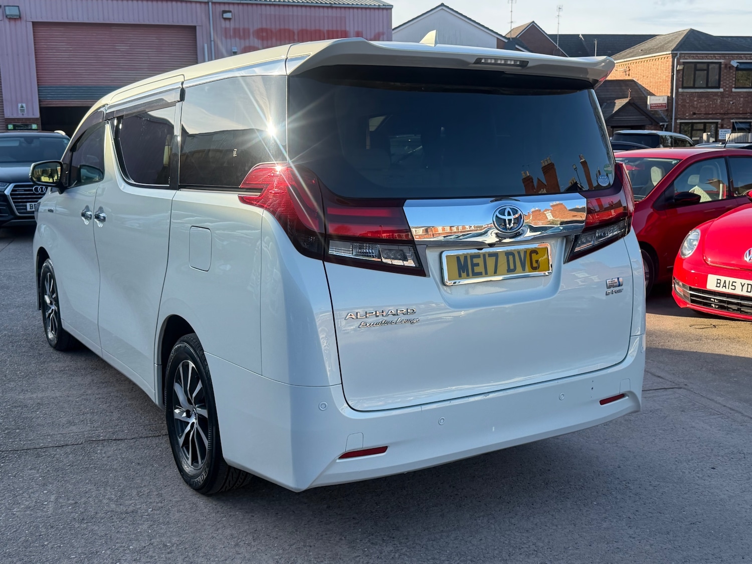 Used Toyota Alphard 2017 for sale - 77721739: Photo 5