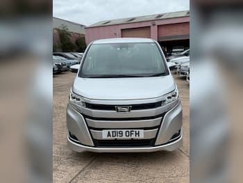 Used Toyota Noah 2019 for sale - 79806317: Photo