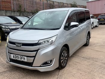 Used Toyota Noah 2019 for sale - 79806317: Photo
