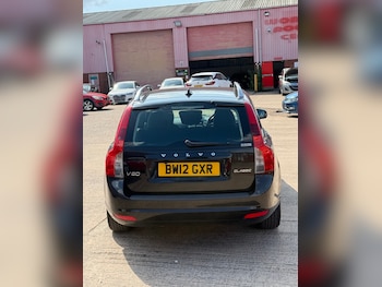 Used Volvo V50 2012 for sale - 75167389: Photo