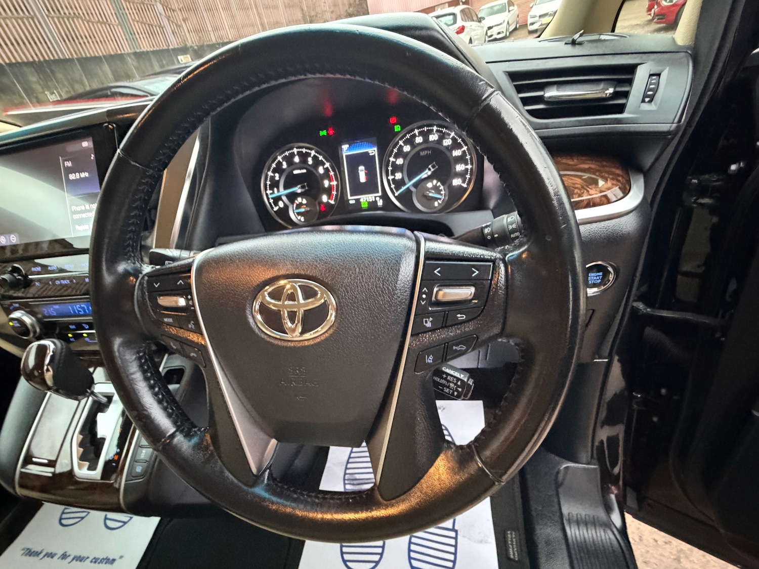Used Toyota Vellfire 2020 for sale - 77173555: Photo 12