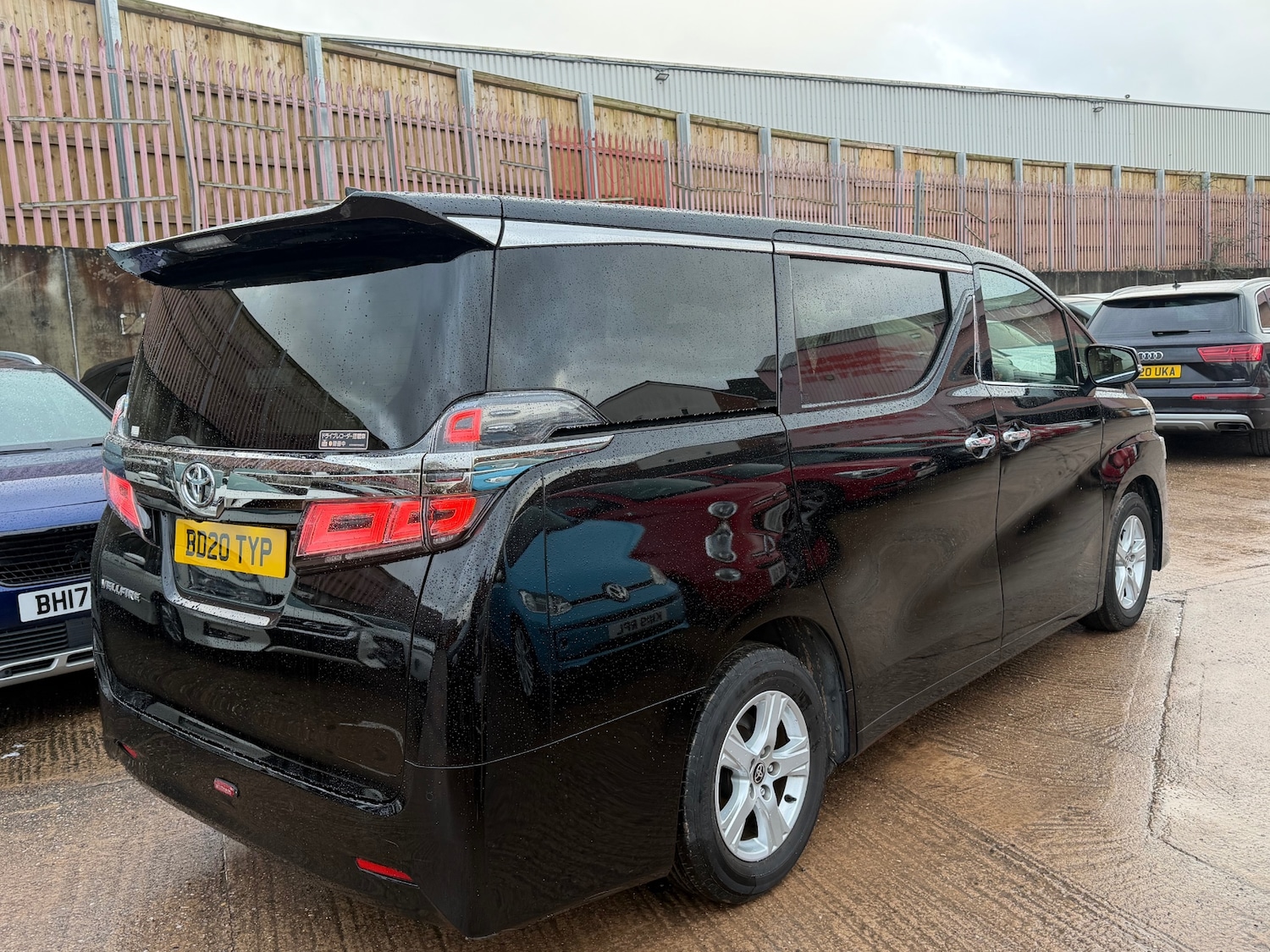 Used Toyota Vellfire 2020 for sale - 77173555: Photo 6