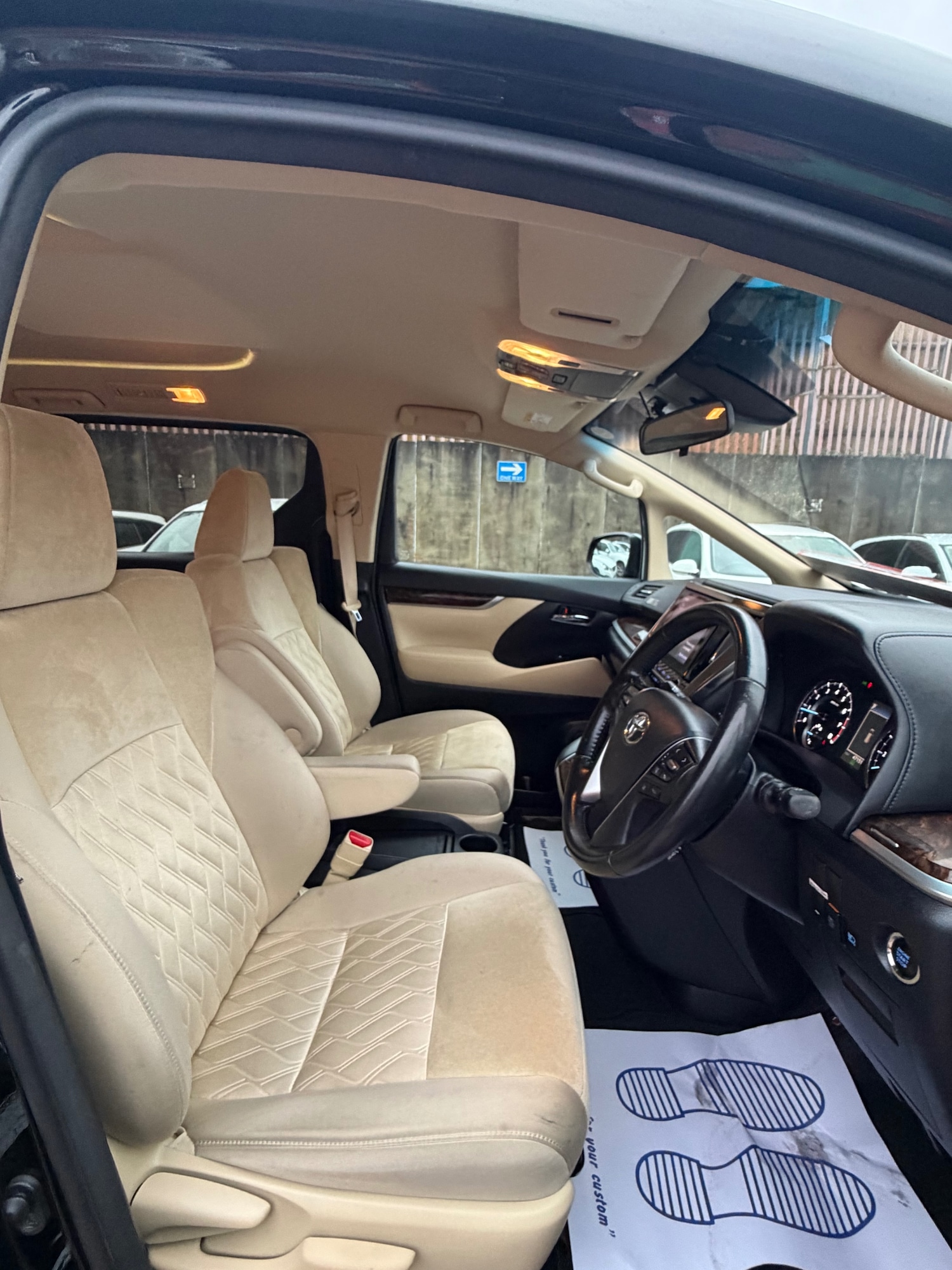 Used Toyota Vellfire 2020 for sale - 77173555: Photo 7