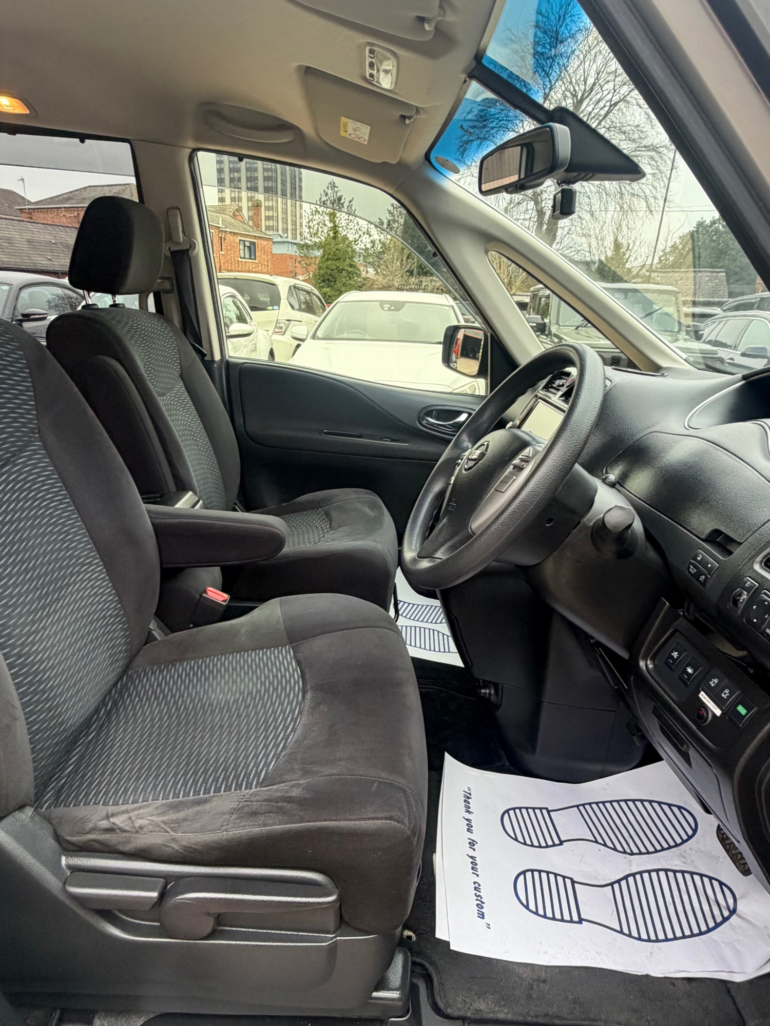 Used Nissan Serena 2016 for sale - 77782206: Photo 7