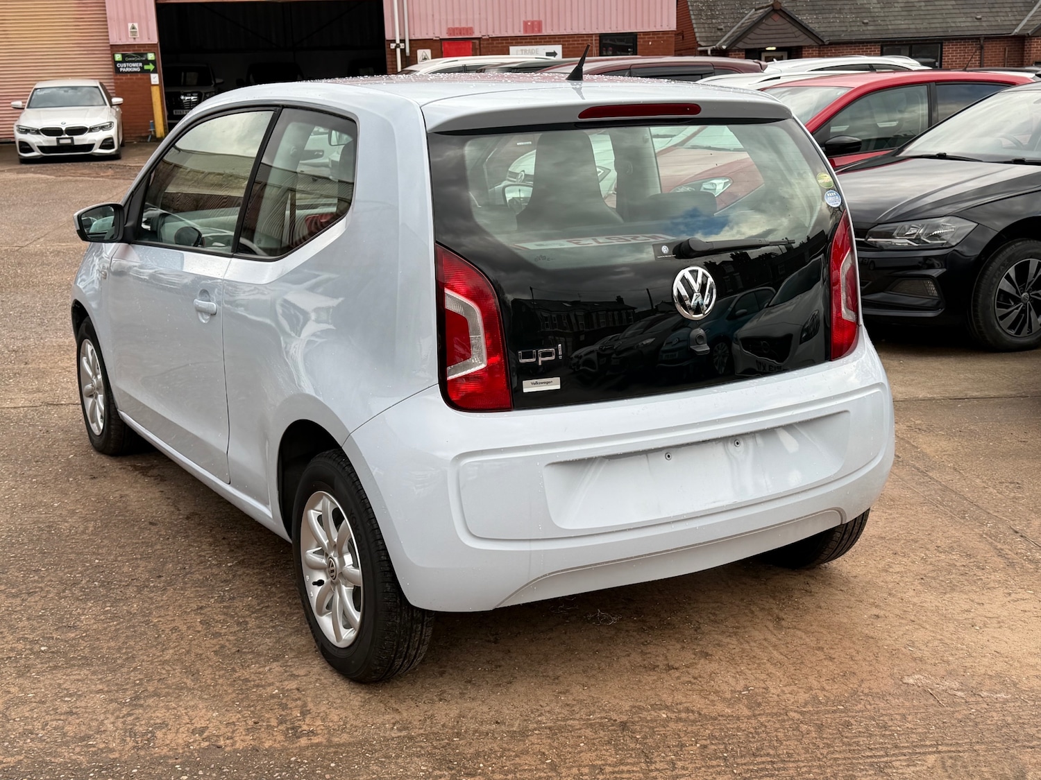 Used Volkswagen up! 2013 for sale - 77491096: Photo 5