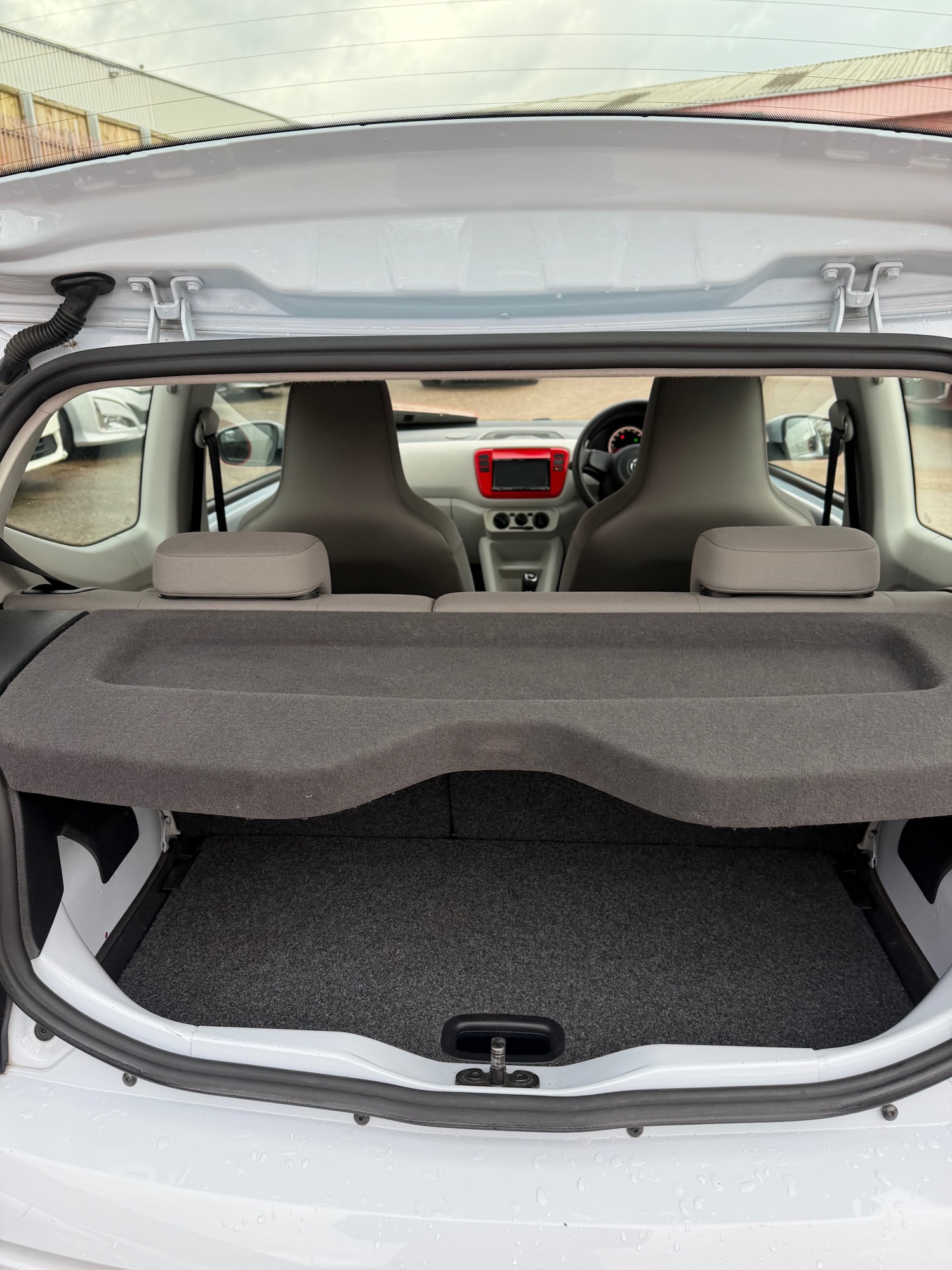 Used Volkswagen up! 2013 for sale - 77491096: Photo 9