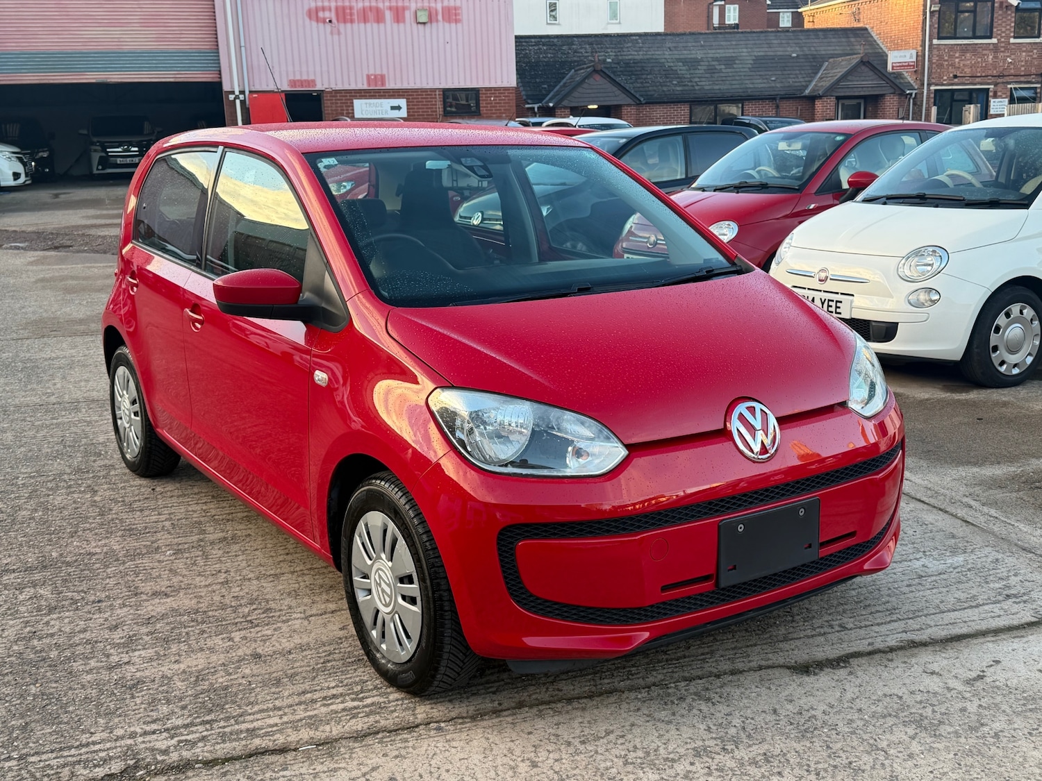 Used Volkswagen up! 2012 for sale - 76618410: Photo 2