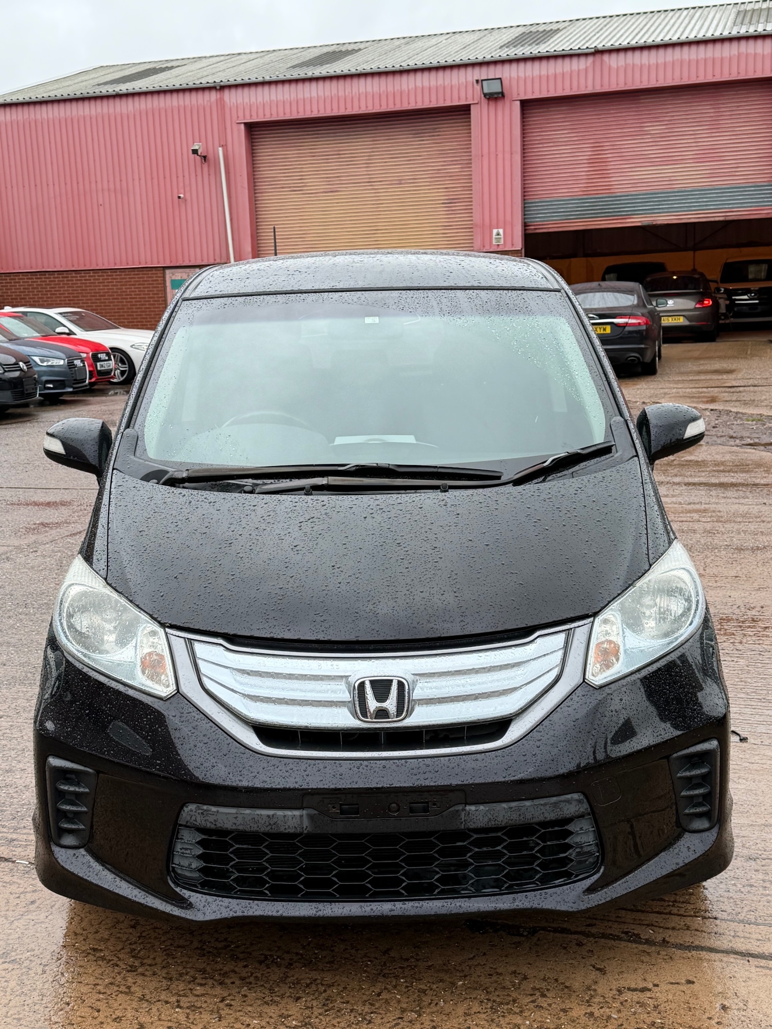 Used Honda Freed 2012 for sale - 76165311: Photo 1