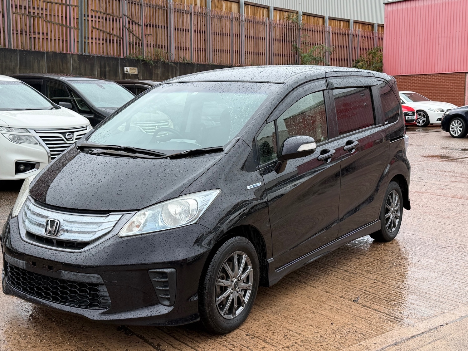 Used Honda Freed 2012 for sale - 76165311: Photo 3