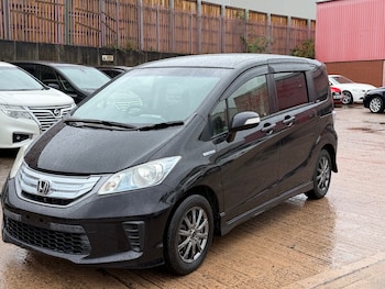 Used Honda Freed 2012 for sale - 76165311: Photo