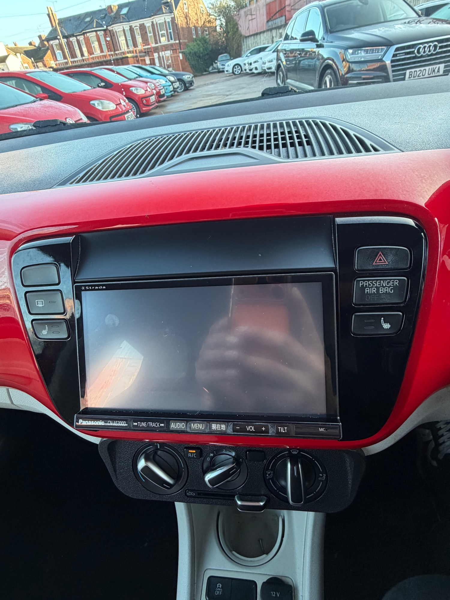 Used Volkswagen up! 2014 for sale - 77020692: Photo 11