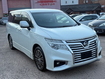 Used Nissan Elgrand 2016 for sale - 76198637: Photo 3