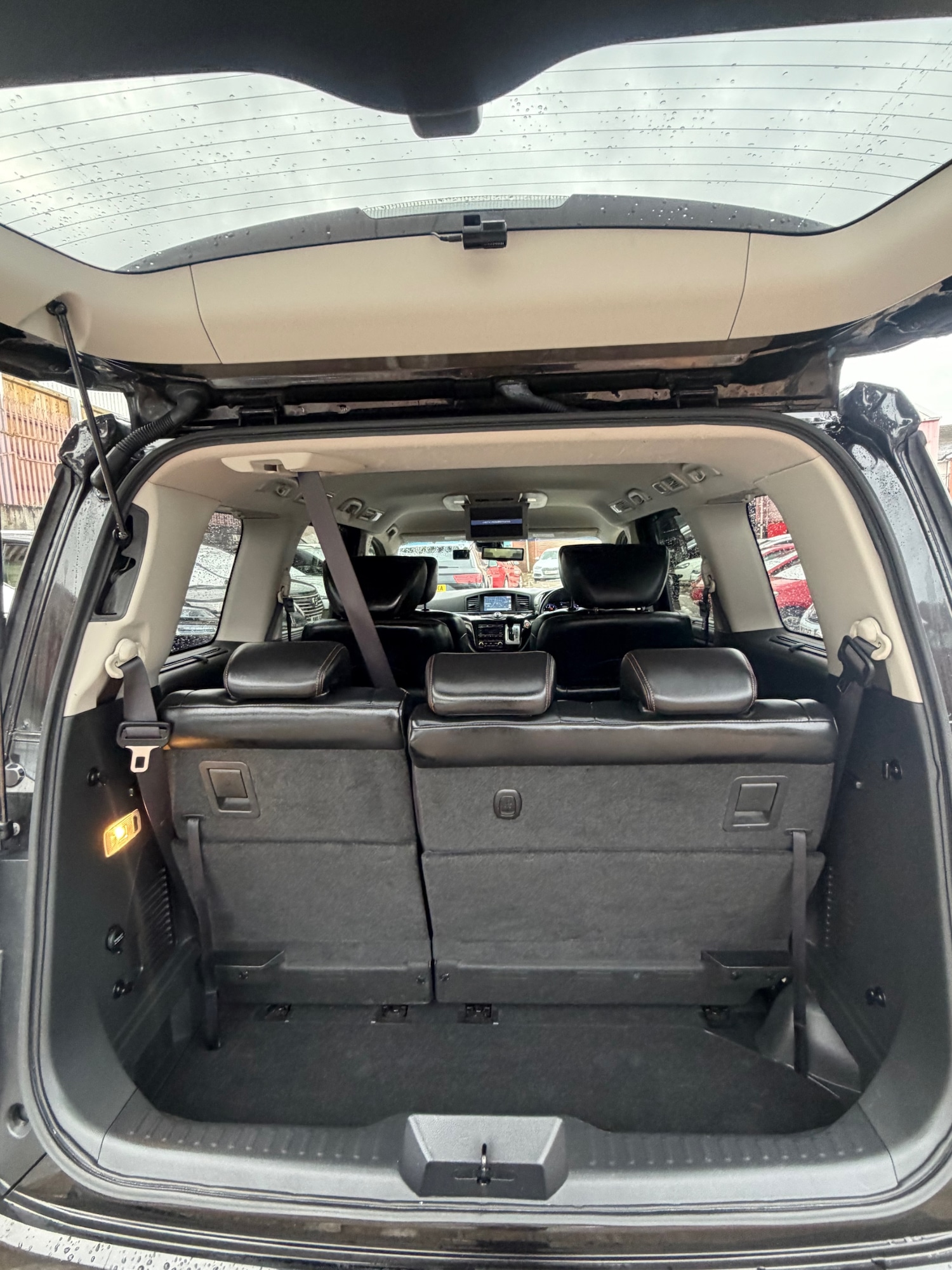 Used Nissan Elgrand 2020 for sale - 77154696: Photo 10