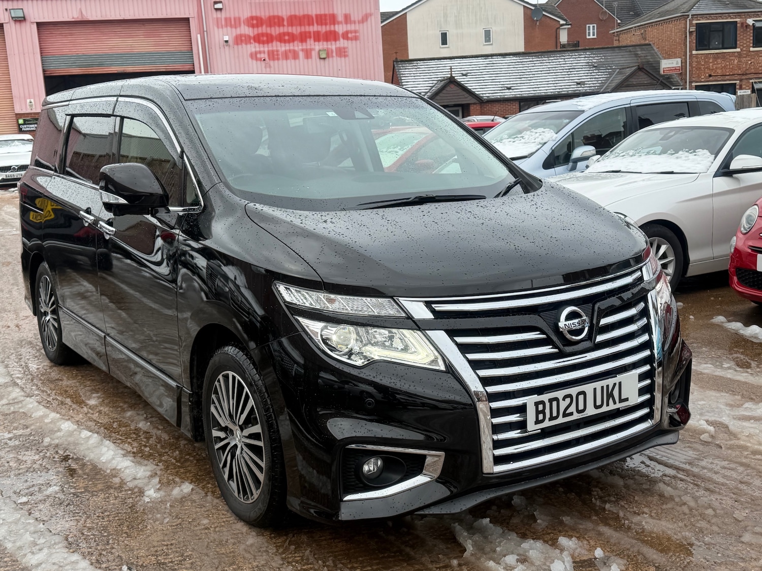Used Nissan Elgrand 2020 for sale - 77154696: Photo 3