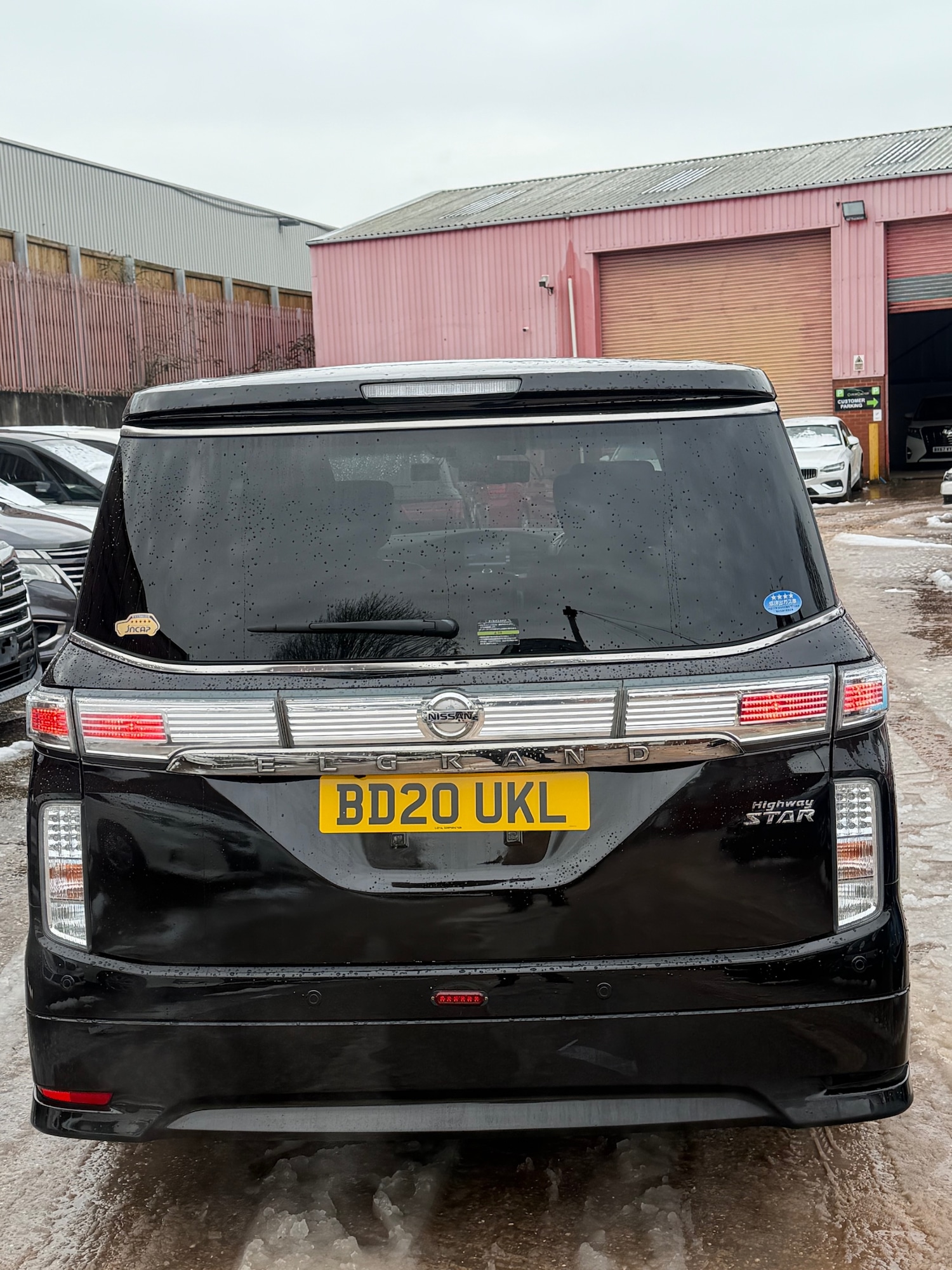 Used Nissan Elgrand 2020 for sale - 77154696: Photo 4