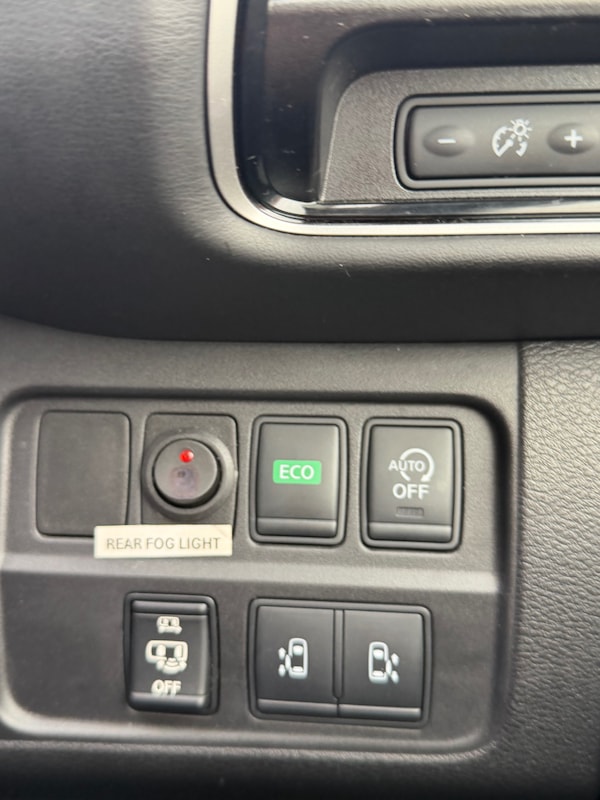 Used Nissan Serena 2016 for sale - 76212208: Photo 13