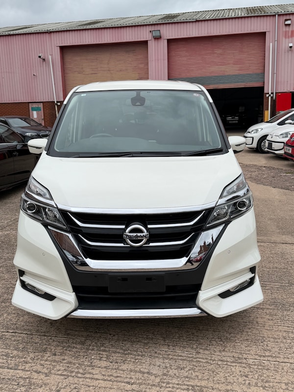 Used Nissan Serena 2016 for sale - 76212208: Photo 1