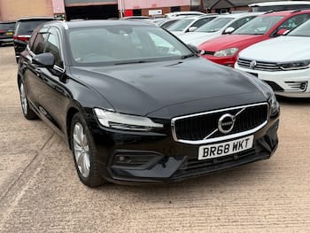 Used Volvo V60 2018 for sale - 79764732: Photo