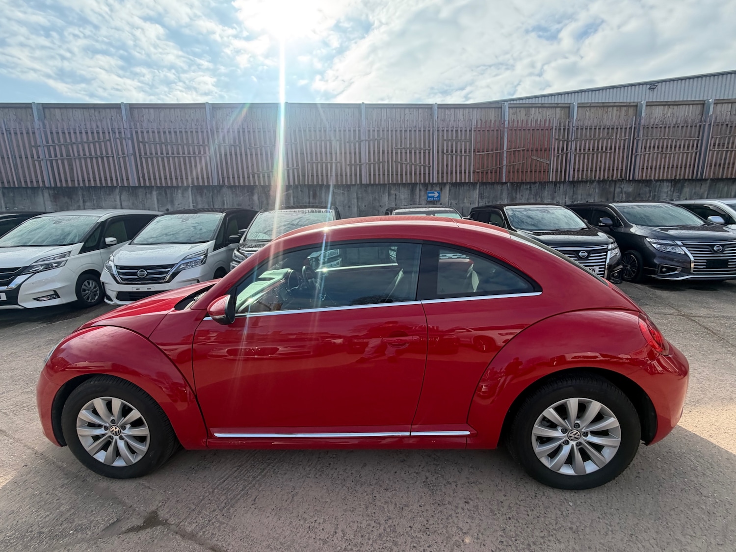 Used Volkswagen Beetle 2015 for sale - 77759554: Photo 7