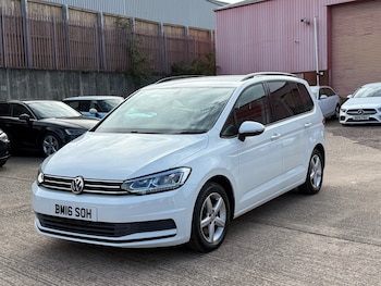 Used Volkswagen Touran 2016 for sale - 75731532: Photo