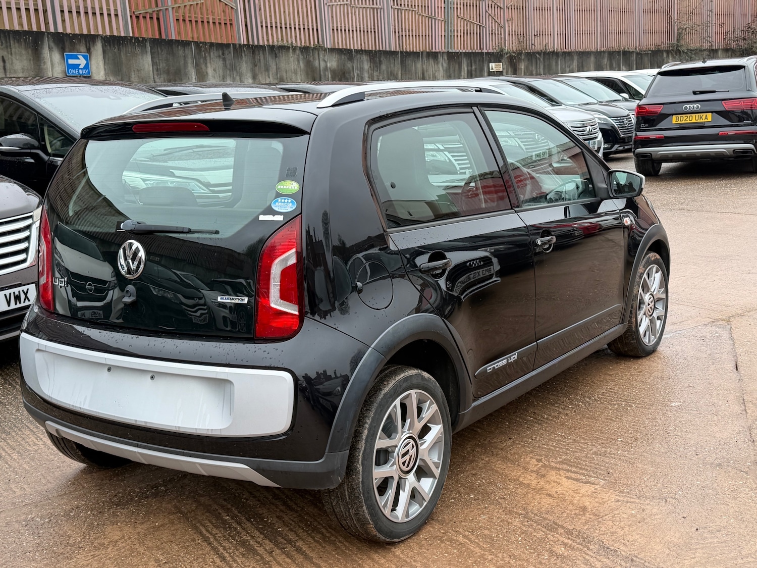 Used Volkswagen up! 2016 for sale - 77423831: Photo 6